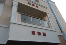 stainless-steel-balcony-with-glass-in-chennai